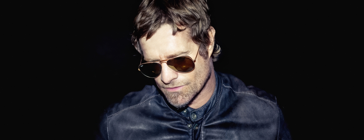 Arno Carstens