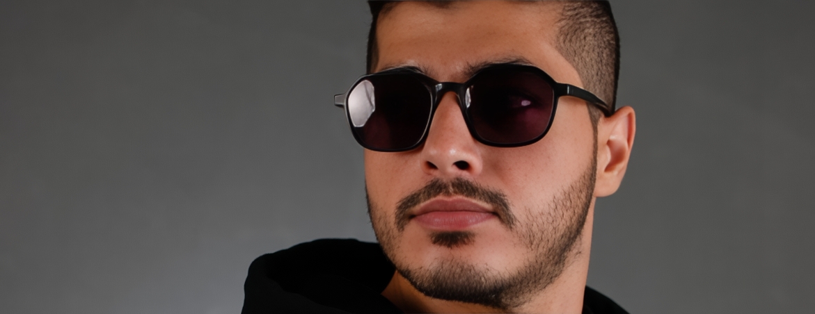 B3