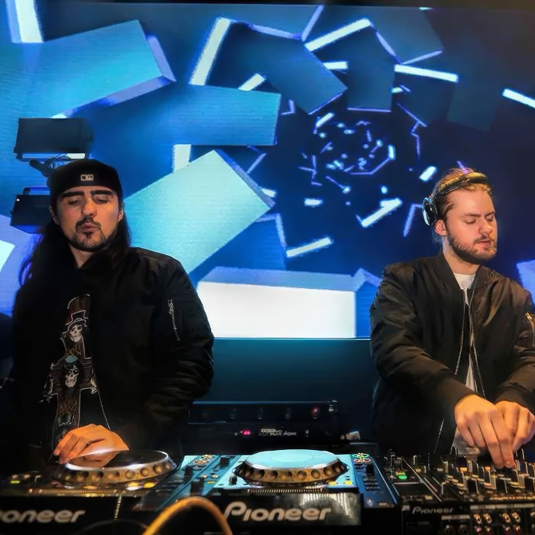 Dimitri Vangelis & Wyman