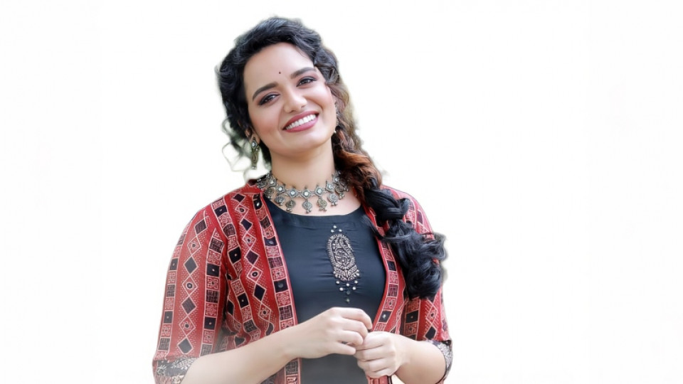 Jyotsna Radhakrishnan Jyotsna Radhakrishnan