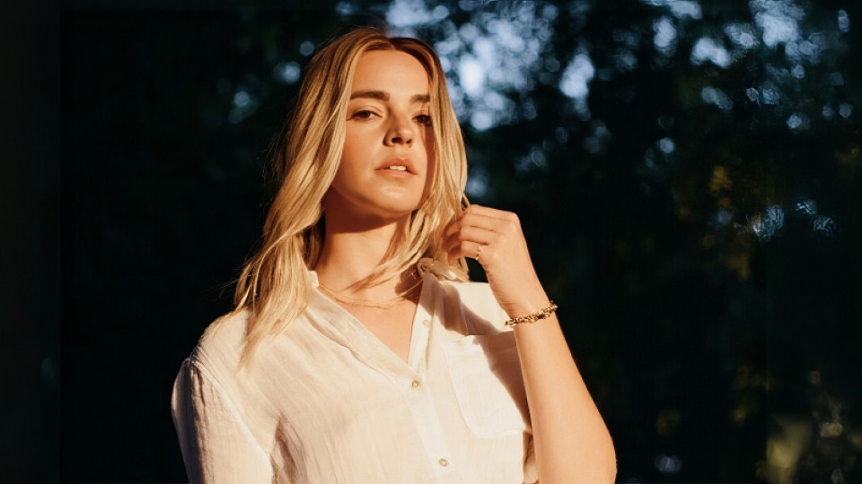 Katelyn Tarver Katelyn Tarver