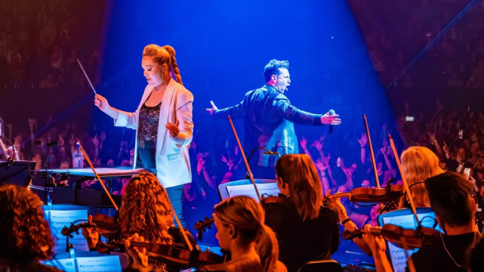 فرقة سينثوني فرقة سينثوني