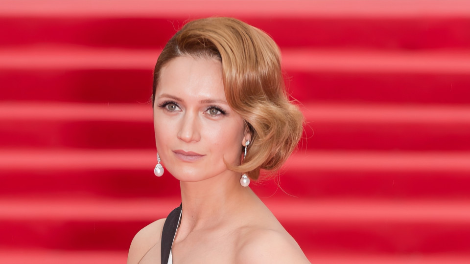 Viktoriya Isakova / Виктория Исакова Concert Tickets And Tour Dates ...