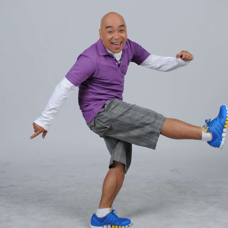 Wally Bayola