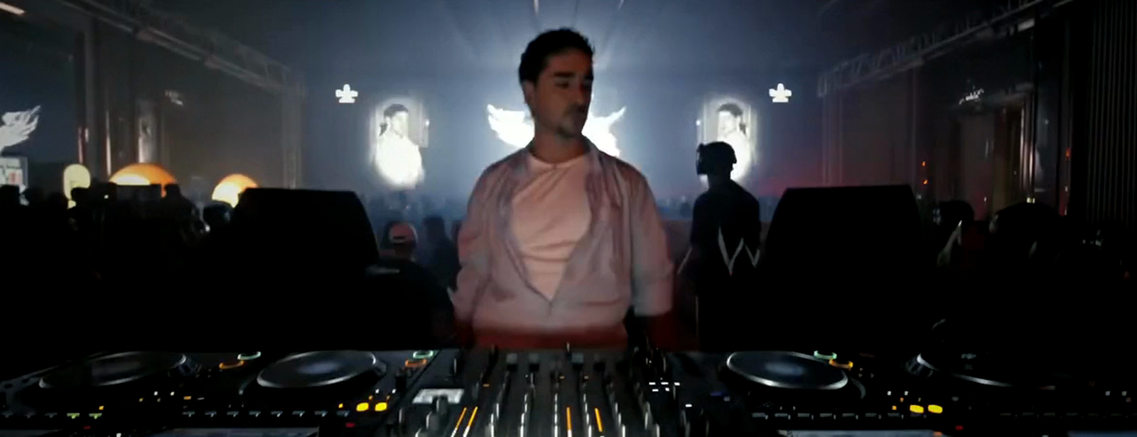Mark Hoffen (Afterlife/Zamana) live in Bahrain