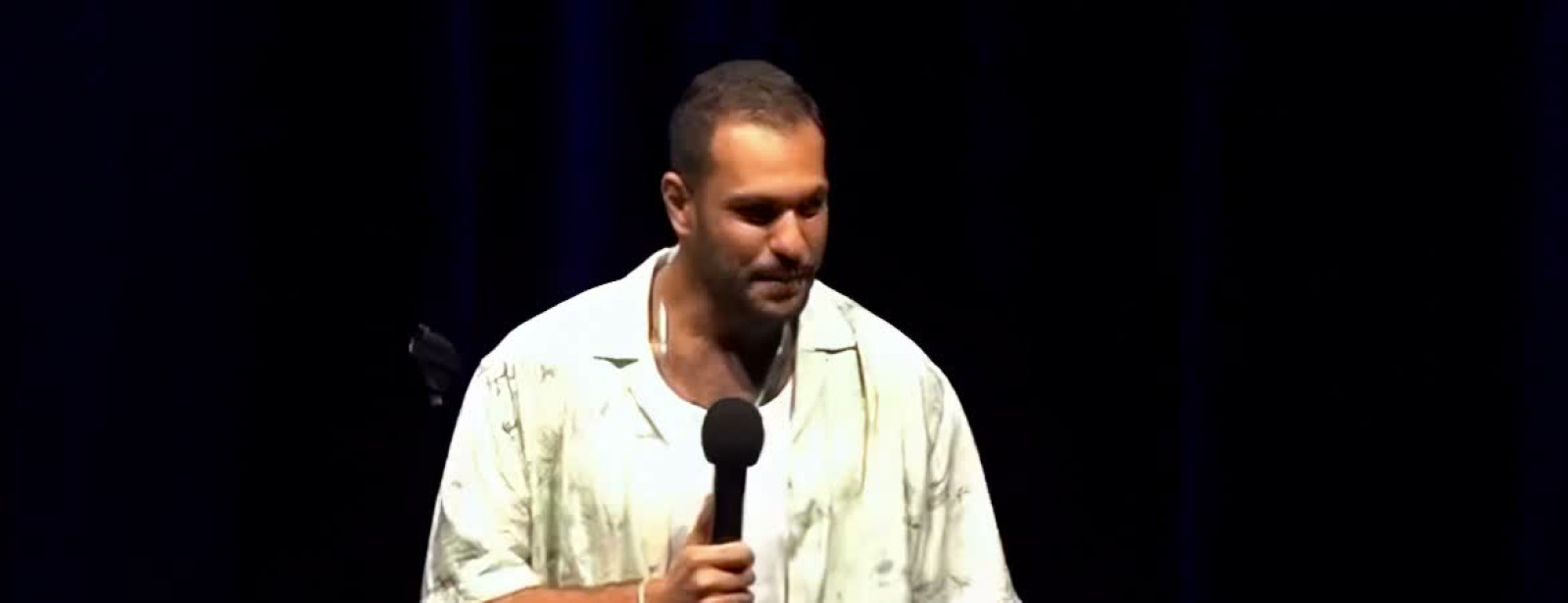 Waleed El Moghazy - "Messed It Up" Live in Riyadh