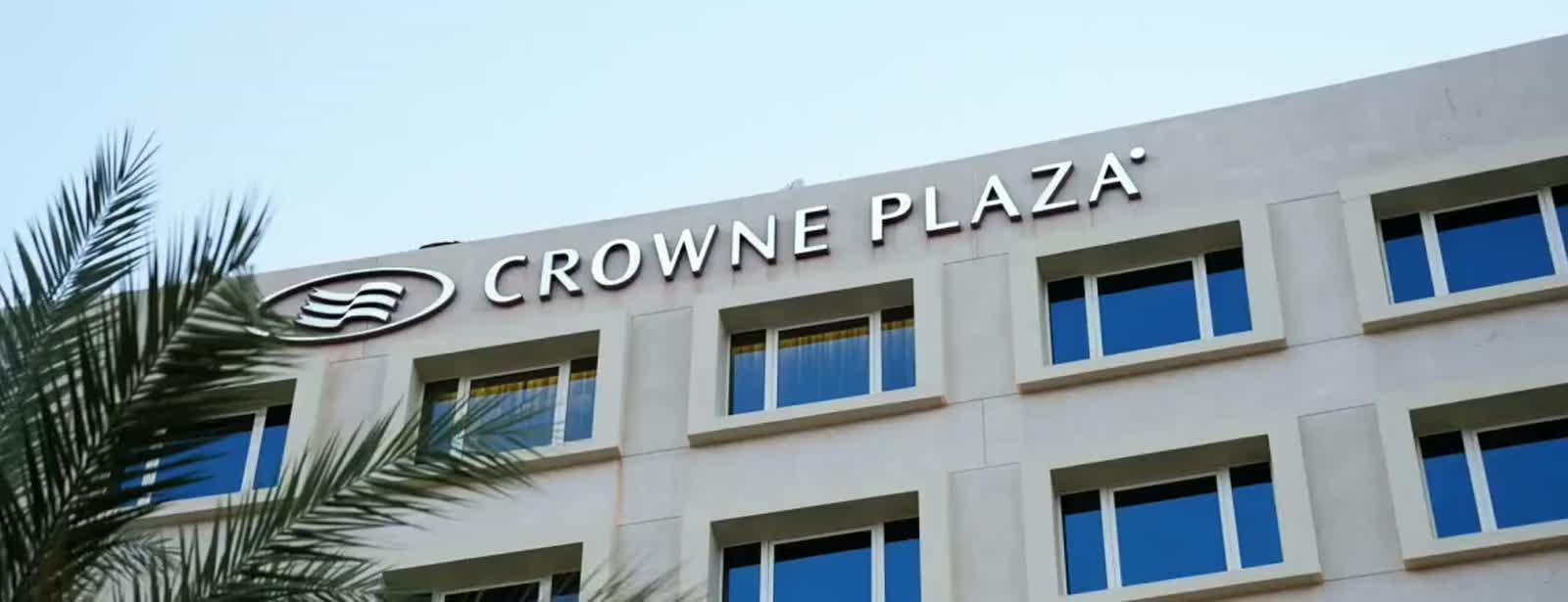 Ритмы на лужайке в отеле Crowne Plaza OCEC, Маскат