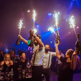 BLACK presents NOIR w/ Yann Turner & DJ Slim в Дубай: Галерея фото zov7yn