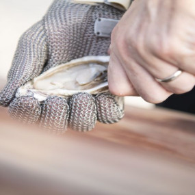 Oysters Pop-Up Series by Marriott International Luxury Brands in RAK: Gallery Photo zv5wbn