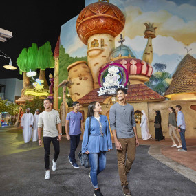 Photo from Glitter Party at IMG Worlds - 88 AED Party & Rides Access in Dubai: Gallery Photo zw5d0z