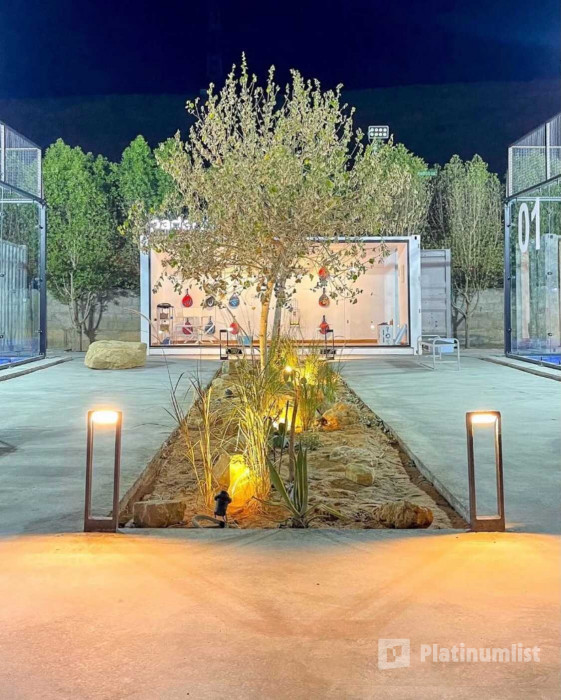 zv768z استديو الصور :الرياض في بادل 101 zv768z استديو الصور :الرياض في بادل 101