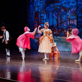 Photo from Moscow City Ballet production of Cinderella: Bite Size Ballet at The Theatre - Mall of the Emirates in Dubai: Gallery Photo 350m4z