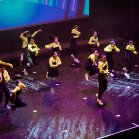 Photo from SHIAMAK Summer Funk at The Theatre - Mall of the Emirates in Dubai: Gallery Photo 3d9pyn
