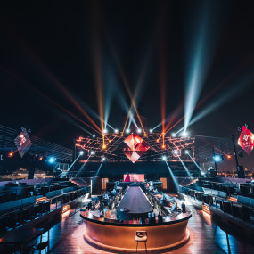 3yg913 استديو الصور :دبي في The Largest Floating Party | Sat 23.10 3yg913 استديو الصور :دبي في The Largest Floating Party | Sat 23.10