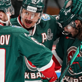 Photo from Dubai Ice Show: HC Avangard vs HC Ak Bars (Hockey Match) in Dubai: Gallery Photo n160jz