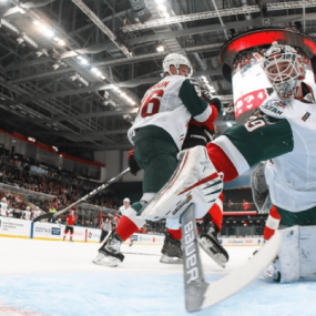 Photo from Dubai Ice Show: HC Avangard vs HC Ak Bars (Hockey Match) in Dubai: Gallery Photo z740gz