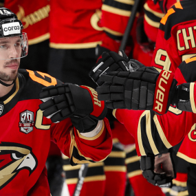 Photo from Dubai Ice Show: HC Avangard vs HC Ak Bars (Hockey Match) in Dubai: Gallery Photo 3eg90n