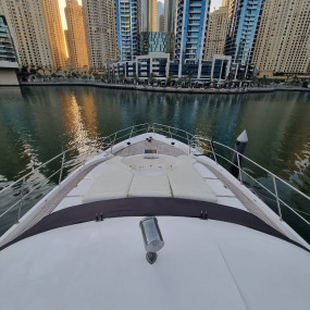 Photo from NYE Yacht Party in Dubai: Gallery Photo 38d9jn