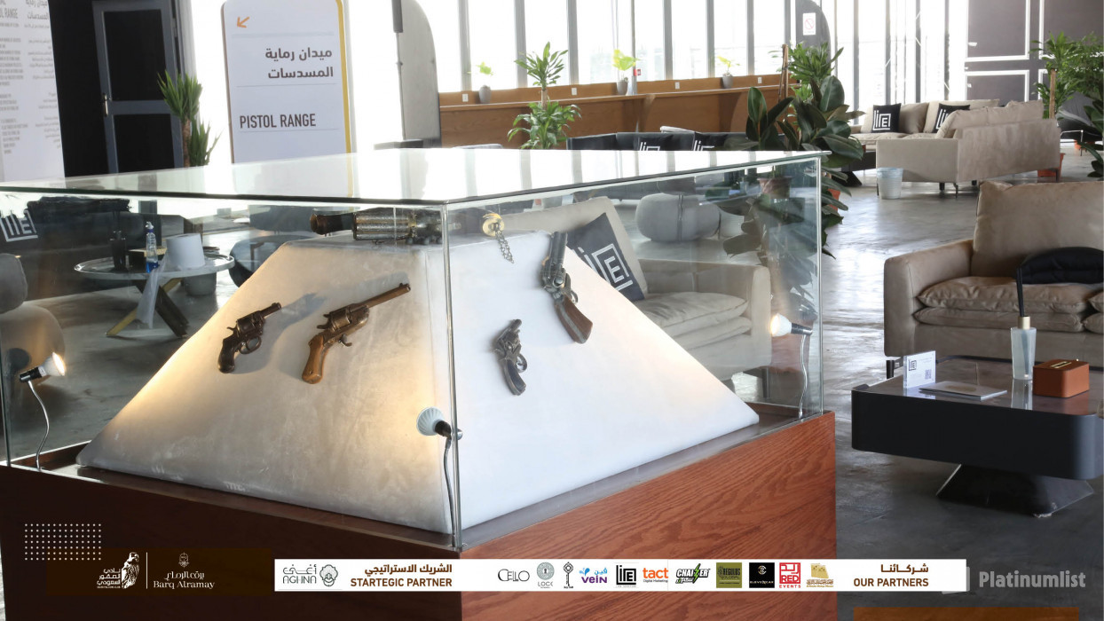 Top Gun, Riyadh в Эр-Рияд: Галерея фото n0xrwn