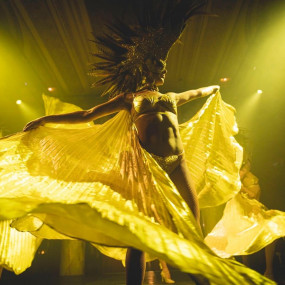 Photo from نادي كابريه لندن in دبي: Gallery Photo n2yvjz