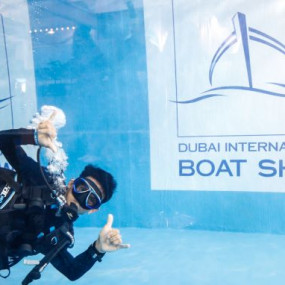 z9651z استديو الصور :دبي في Dubai International Boat Show