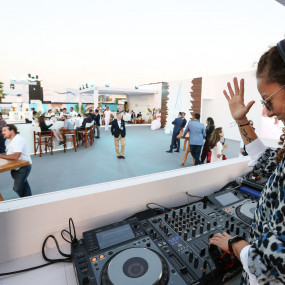 zvxv83 استديو الصور :دبي في Dubai International Boat Show