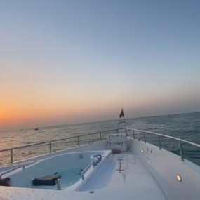 Photo from LEO Events Yacht Cruise in Dubai: Gallery Photo zomrbn