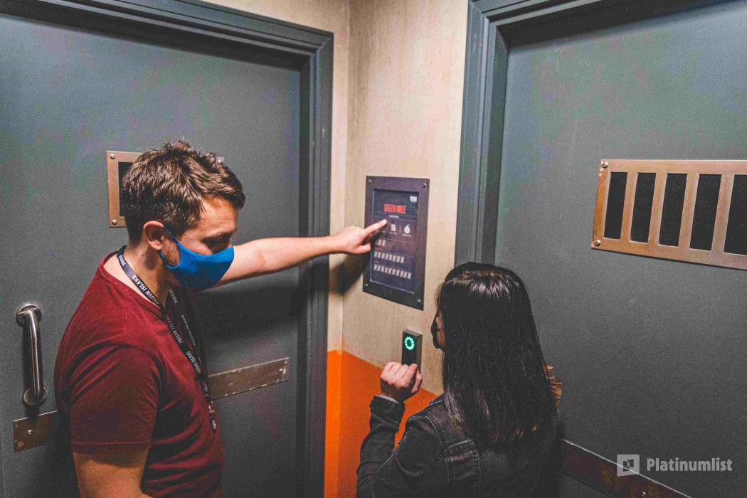 34x2vn استديو الصور :أبوظبي في جزيرة السجن أبوظبي