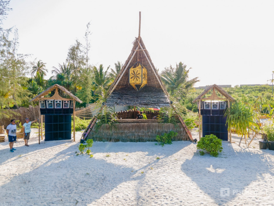 3jxwrn استديو الصور :زنجبار في Soundscapes returns to Zanzi في زنجبار