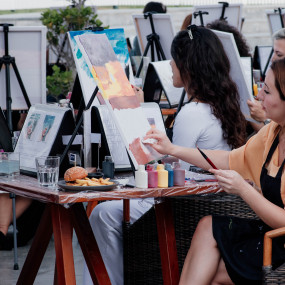 Painting Event ART fem in Dubai: Gallery Photo 357y1n