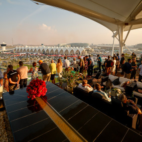 Photo from سباق فورمولا 1 جائزة أبو ظبي الكبرى 2022 in أبوظبي: Gallery Photo 3eby93