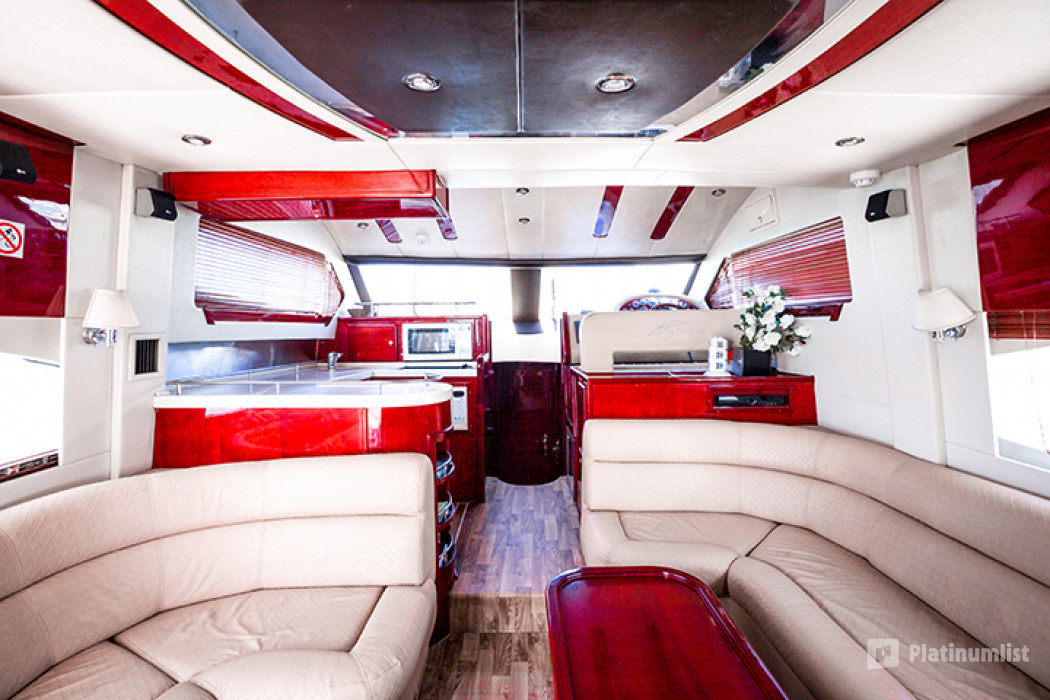 Private Luxury Yacht Cruise Rental in Dubai: Gallery Photo zodg6n Private Luxury Yacht Cruise Rental in Dubai: Gallery Photo zodg6n