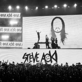 Photo from أمسية لا تتكرر، تجمع النجمين أفروجاك وستيف أوكي في دبي in دبي: Gallery Photo n0j793