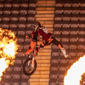 Photo from Crusty Demons in Dubai in Dubai: Gallery Photo 3ebrw3