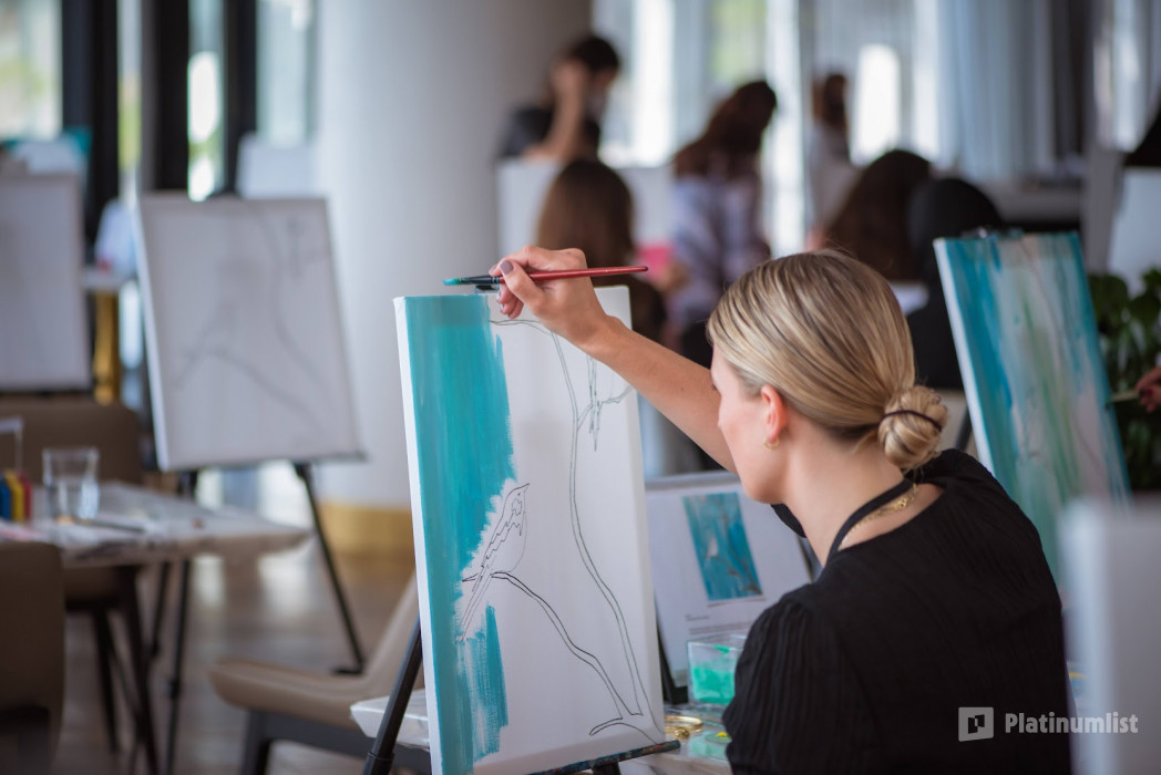 ART fem Painting Event in Abu Dhabi: Gallery Photo n1qwp3