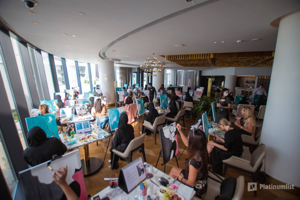 3eb1w3 استديو الصور :أبوظبي في ART fem Painting Event