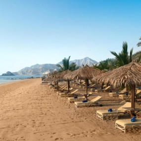 Le Meridien Al Aqah Beach Resort - Daycation with Beach and Pool Access in Fujairah : Galerie de photos n08kkp Le Meridien Al Aqah Beach Resort - Daycation with Beach and Pool Access in Fujairah : Galerie de photos n08kkp