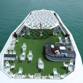 Photo from Mega Yacht Sunset Cruise in Dubai: Gallery Photo 3b8epy