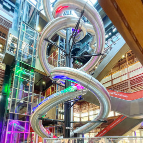 Photo from Velocity Slide in Abu Dhabi in Abu Dhabi: Gallery Photo 38v1k6