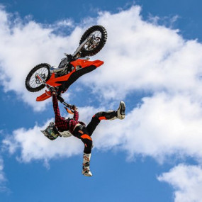 Photo from Crusty Demons in Dubai in Dubai: Gallery Photo n08k76