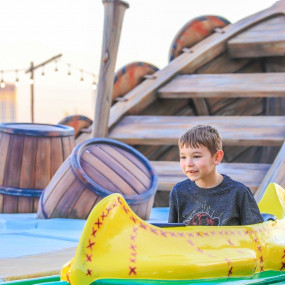 Photo from Al Montazah Parks - Pearls Kingdom Water Park and Island of Legends Amusement Park in Sharjah: Gallery Photo nk556x