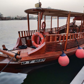 Photo from رحلة بحرية لمدة ساعة في برج خليفة وقناة العبرة in دبي: Gallery Photo 3xvmmz