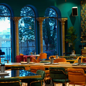 Photo from Hitchki Friday Brunch in Dubai: Gallery Photo 3bj4pn