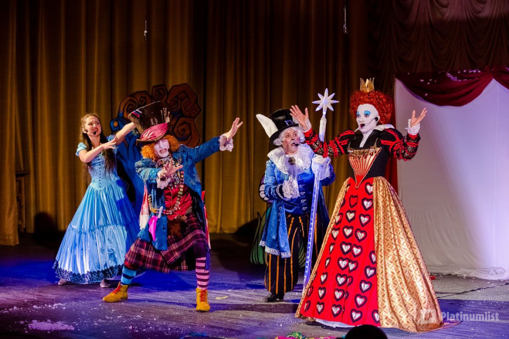 New Year in Wonderland - Новый год в Стране Чудес in Dubai: Gallery Photo 35dy0d