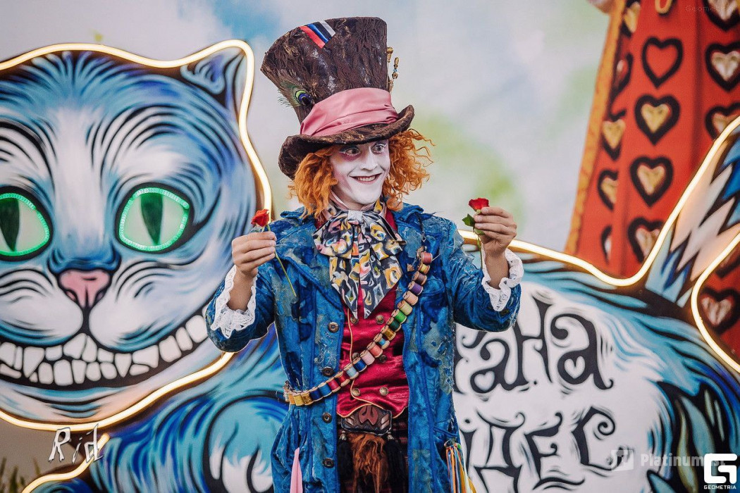 New Year in Wonderland - Новый год в Стране Чудес in Dubai: Gallery Photo n2860q