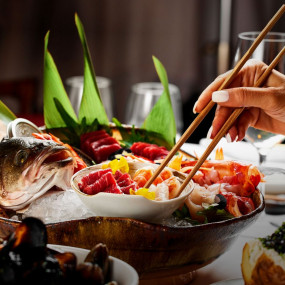 Photo from Luxury Dinner Show Experience at Billionaire Dubai in Dubai: Gallery Photo 3qbxbe