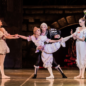 Photo from Cinderella in Manama in Manama: Gallery Photo z9181p