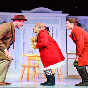 Photo from Kids show «The Tiger Who Came to Tea» in Manama: Gallery Photo zv5k67