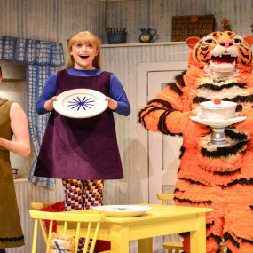 Photo from Kids show «The Tiger Who Came to Tea» in Manama: Gallery Photo nk5rd0