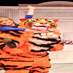 Photo from Kids show «The Tiger Who Came to Tea» in Manama: Gallery Photo n28eqj